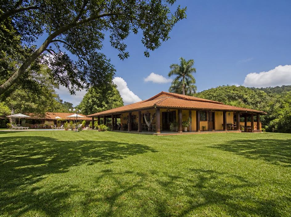 Chácara com Área Verde